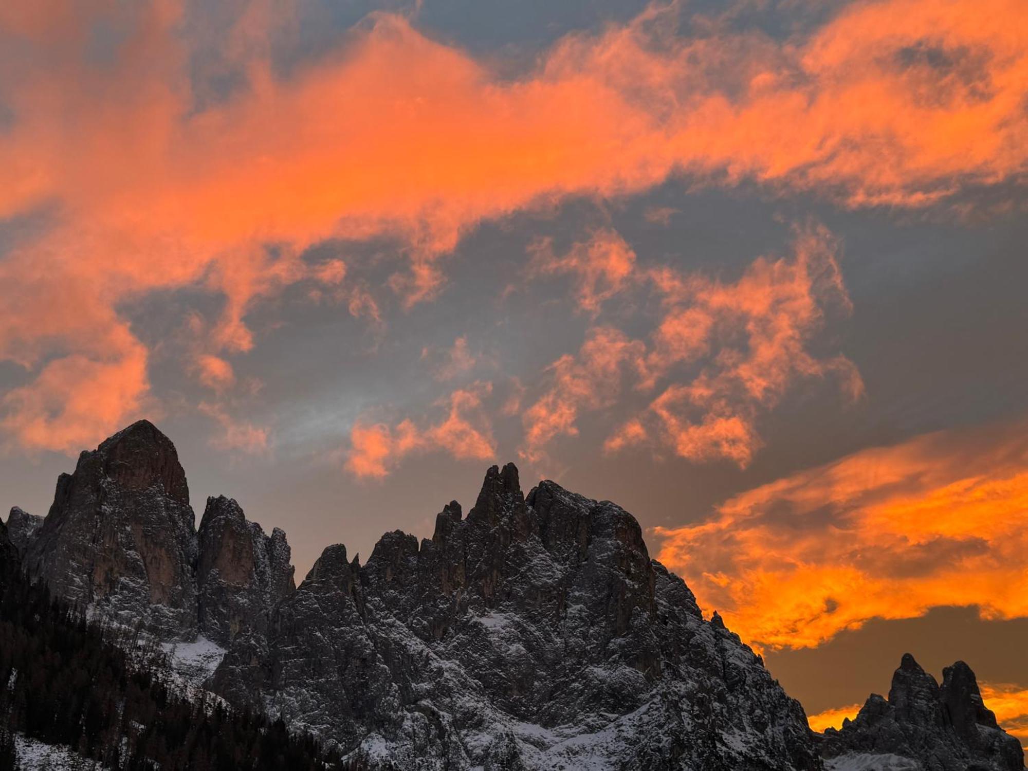 Hotel Europa San Martino Di Castrozza Exteriör bild